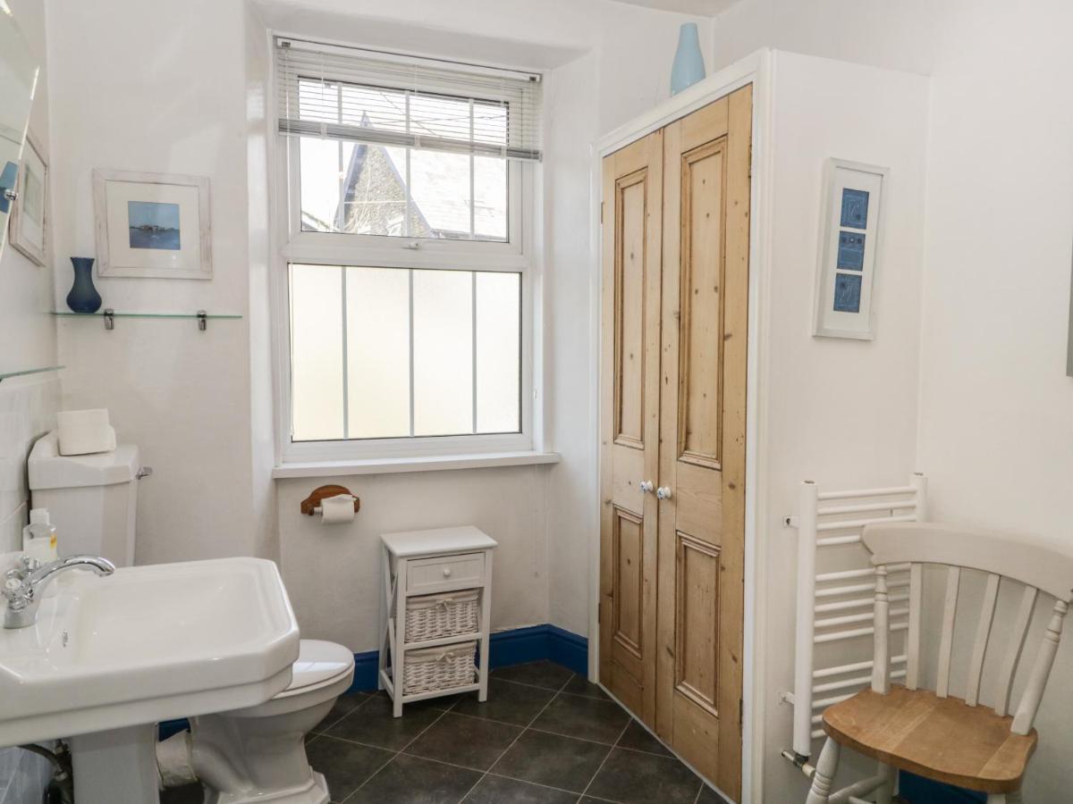 Honeysuckle Cottage, Craig Walk Bowness-on-Windermere Kültér fotó